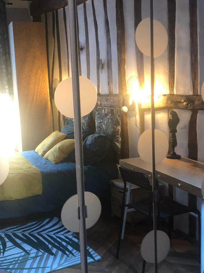 Lylylodge Rouen Bagian luar foto