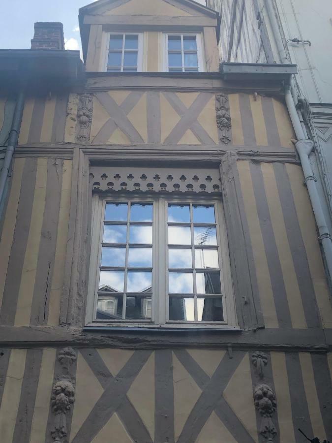 Lylylodge Rouen Bagian luar foto